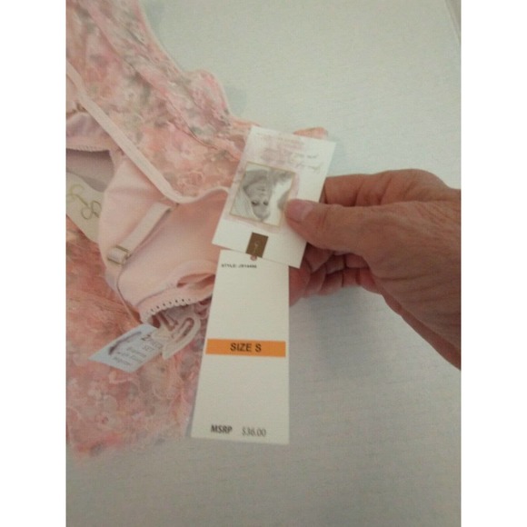 NWT Jessica Simpson 2 Piece Pink Floral Bralette And Hipster Panties Set sz S - Picture 2 of 9